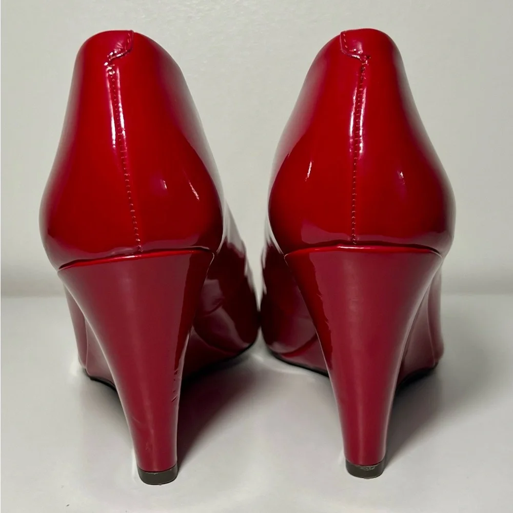 Jessica Simpson Wedges - Picture 5 of 10